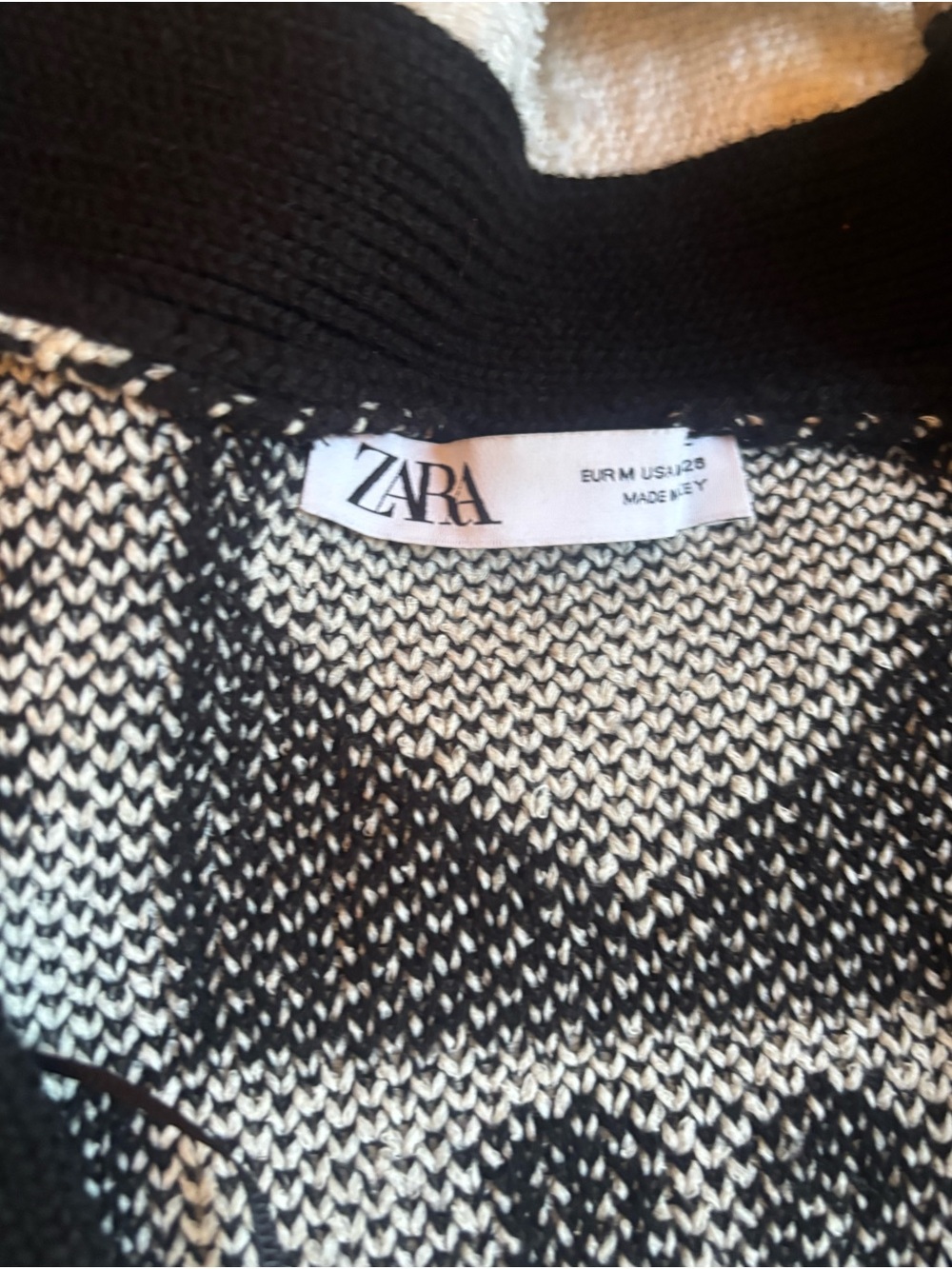 Zara Black and Cream Heart & Floral Check Cardigan Size M - Picture 4 of 4